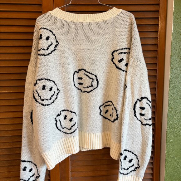 Smily Face Knit Sweater IJOA Size L - Picture 3 of 4